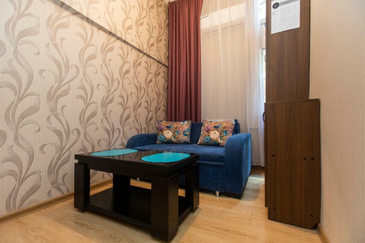 Minimalist Studio Walking Distance To City Centre Apartment Tbilisi Ngoại thất bức ảnh