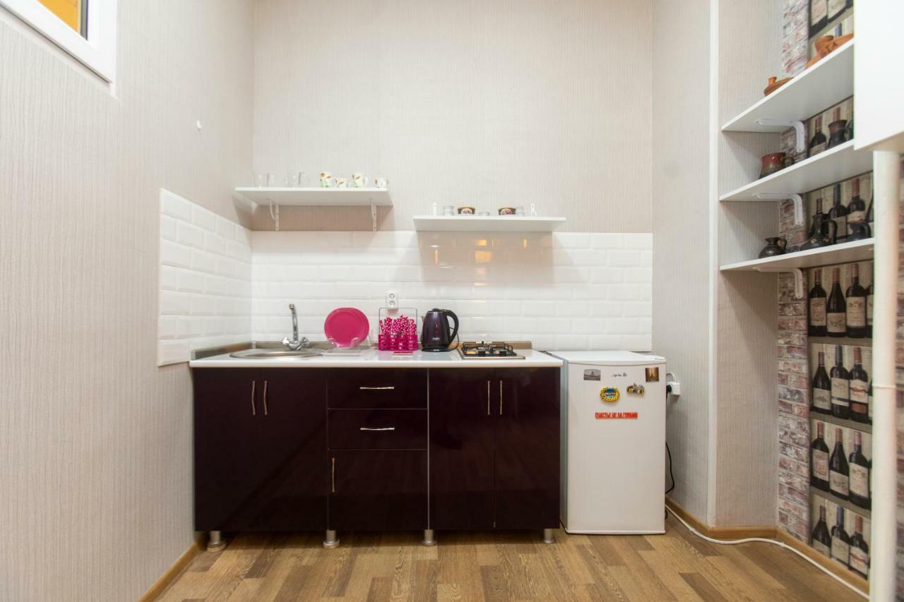 Minimalist Studio Walking Distance To City Centre Apartment Tbilisi Ngoại thất bức ảnh